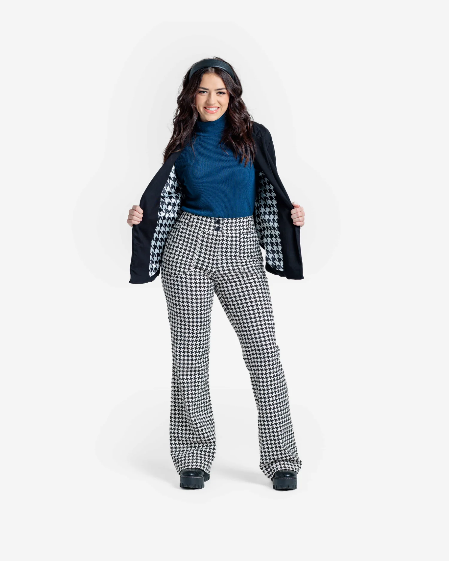 Jenny Blazer - Image 4