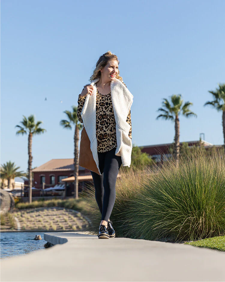 Marlow Faux Shearling Vest - Image 5