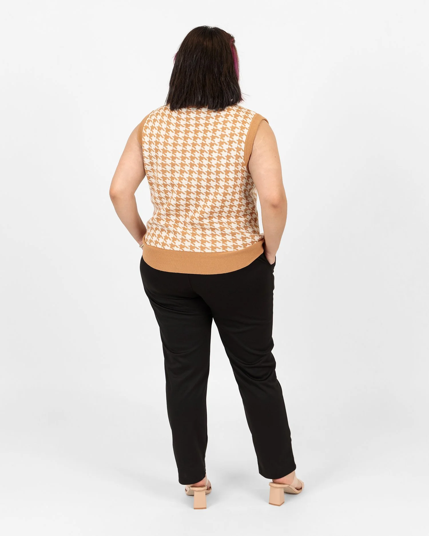 Nadia Sweater Vest - Image 6