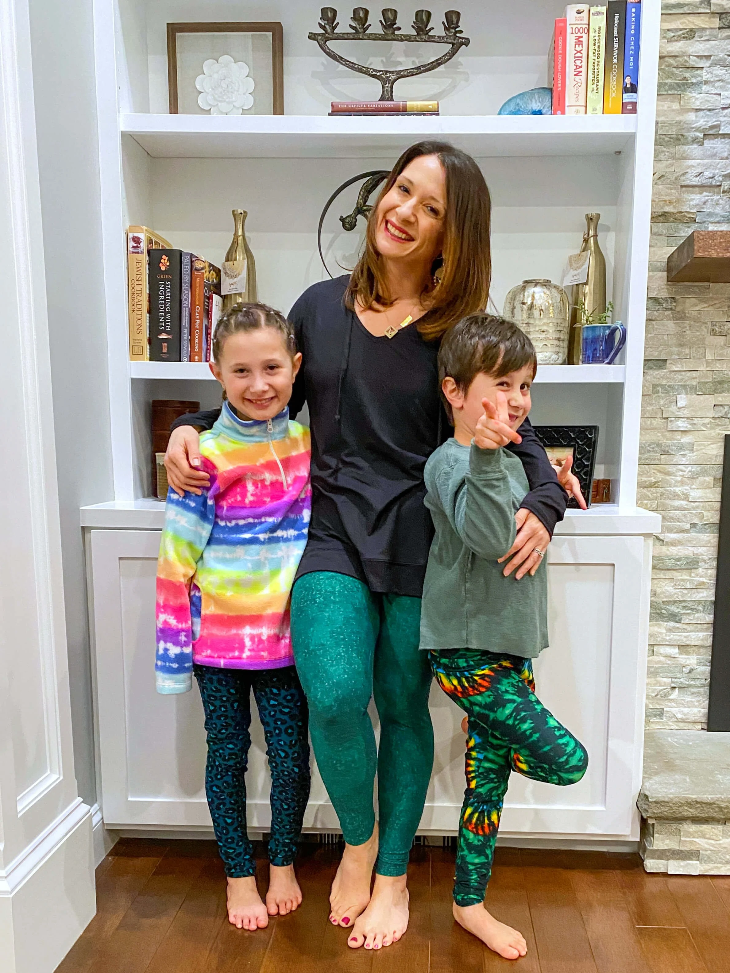 St. Patrick's Day Kids Leggings - Image 3