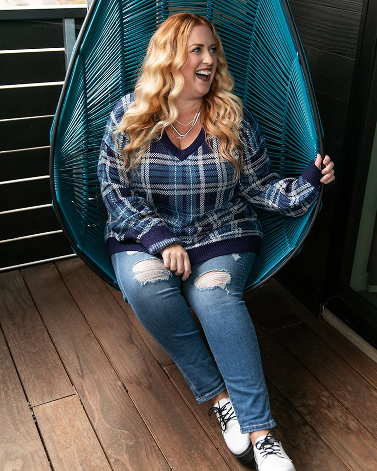 Torrie V-Neck Sweater - Image 3