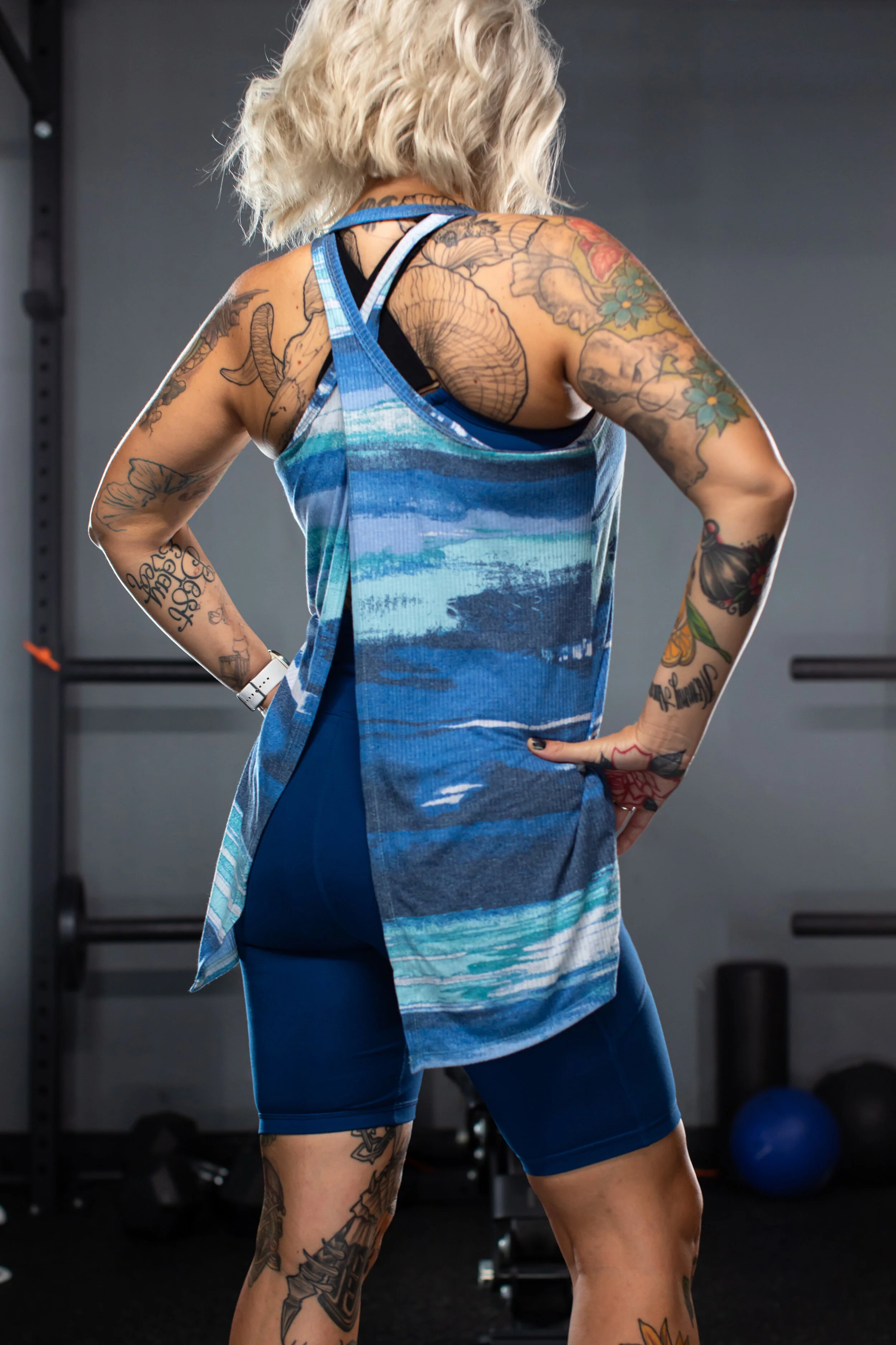 TRIUMPHANT- Tank - Image 4